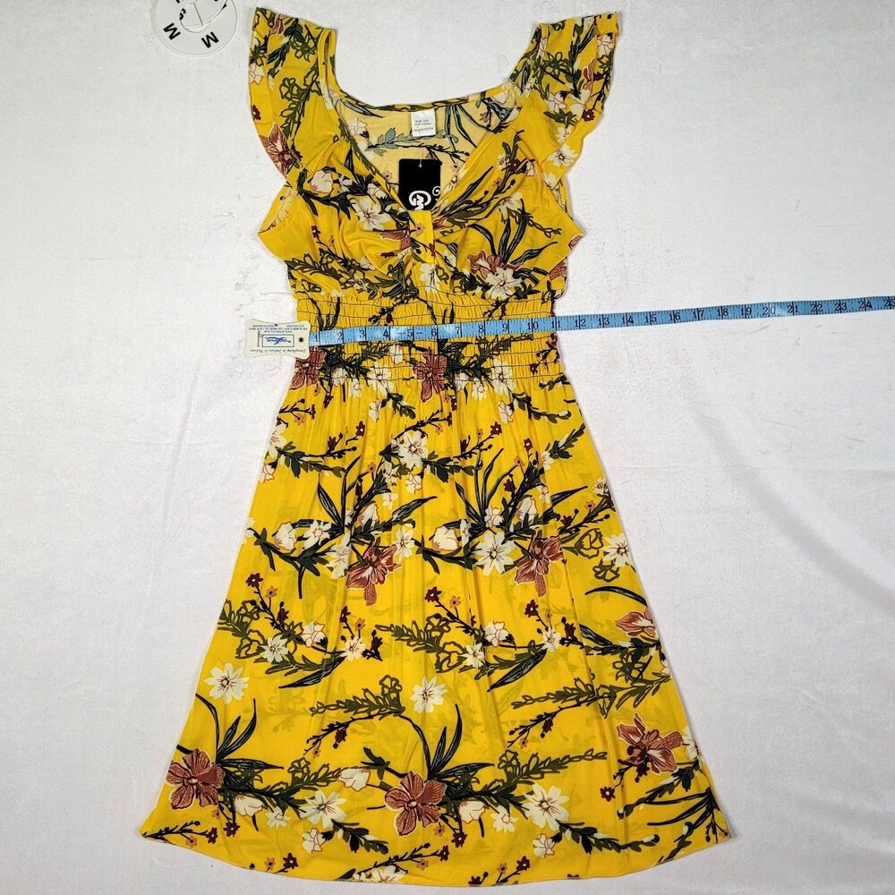 GM NWT Yellow Tropical Floral Smocked Waist Dress Medium - Picture 4 of 9